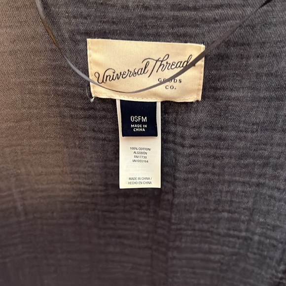 Universal Thread Coverup - Picture 3 of 3